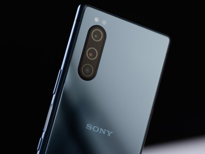  !    Sony Xperia 5 