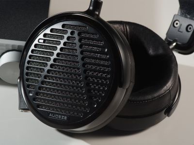  Audeze LCD-5:   