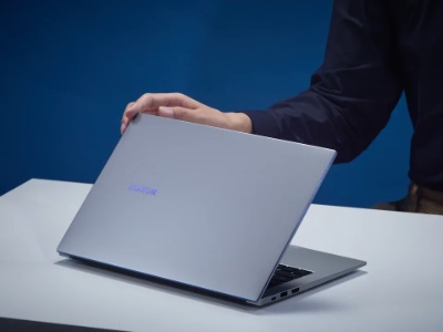 Honor MagicBook:  Intel 11- , Wi-Fi 6  FullView-