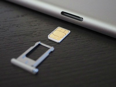 Qualcomm      SIM-