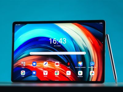  Lenovo Tab P12 Pro:    AMOLED-  