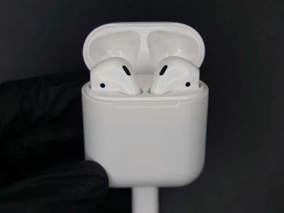   Apple AirPods   USB Type-C []