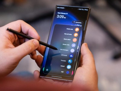 Samsung         One UI