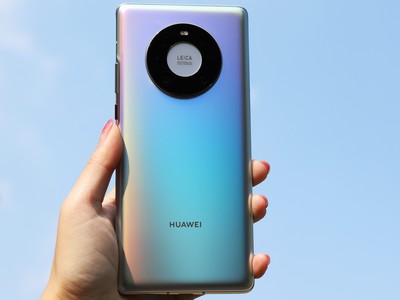    HUAWEI Mate 40 Pro  ?   