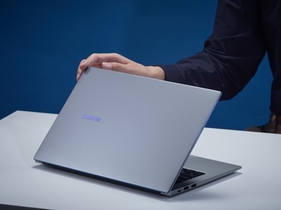      Honor MagicBook 15