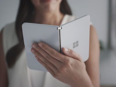    . Microsoft   Surface Duo