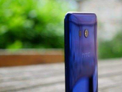 HTC U11 Plus    