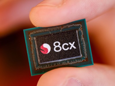 : Snapdragon 8cx Gen4    ,  