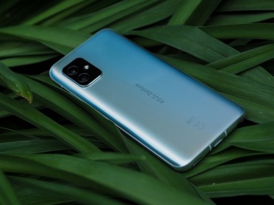    ASUS ZenFone 8:  ,  