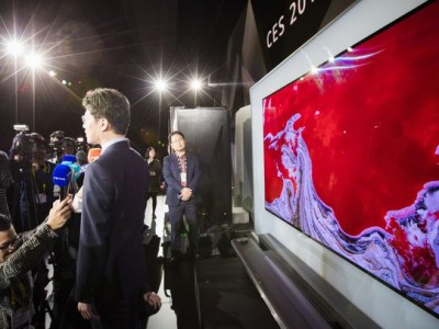  LG   CES 2017  90 