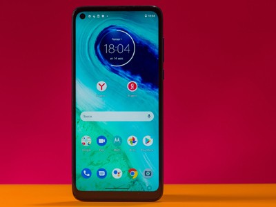  Motorola Moto G8:   